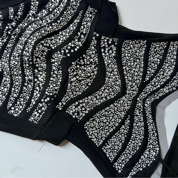 Sparkling Entity Cut Out Bodysuit - Picture 4 of 6
